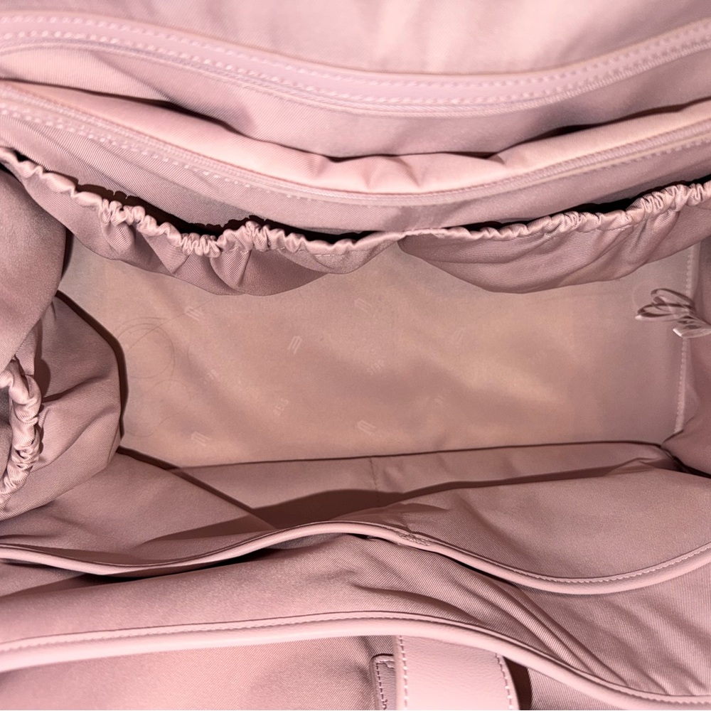 BEIS x Wicked Weekender Bag - Picture 5 of 8